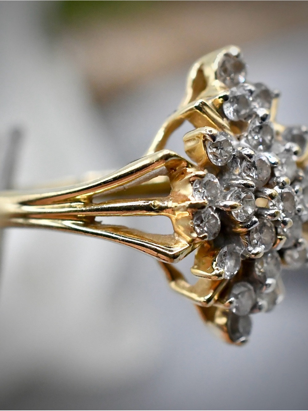 14K Yellow Gold Diamond Cluster Cocktail Ring 0.70ctw Estate Statement 3.86g 5.5 - Picture 12 of 13